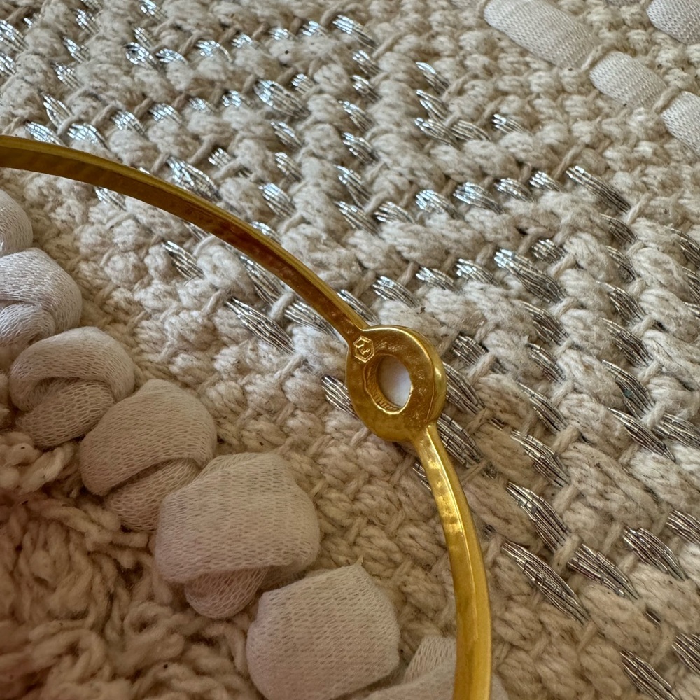 Julie Vos Pink Stone Bangle 🎀 - Picture 3 of 5